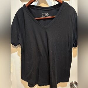 Terra & Sky Classic Black Short Sleeve Tee